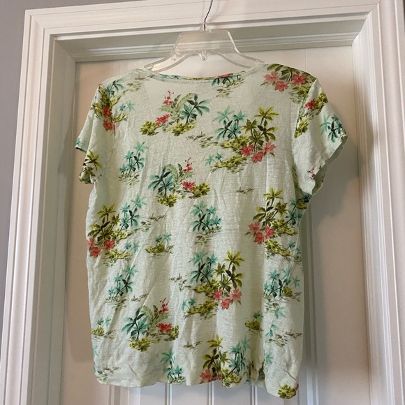 Tropical Top - Picture 2 of 2